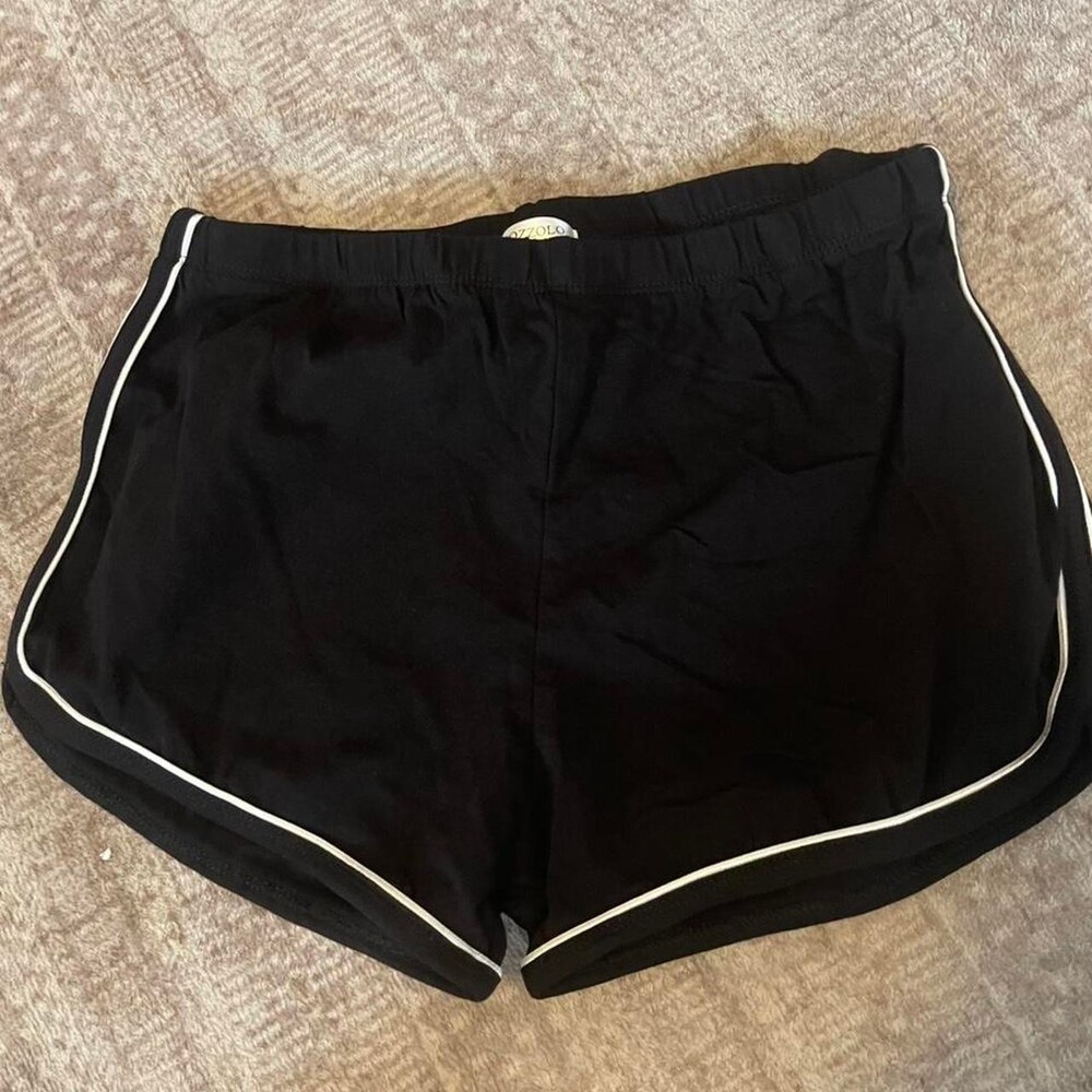 Black Bozzolo Shorts With White D 137